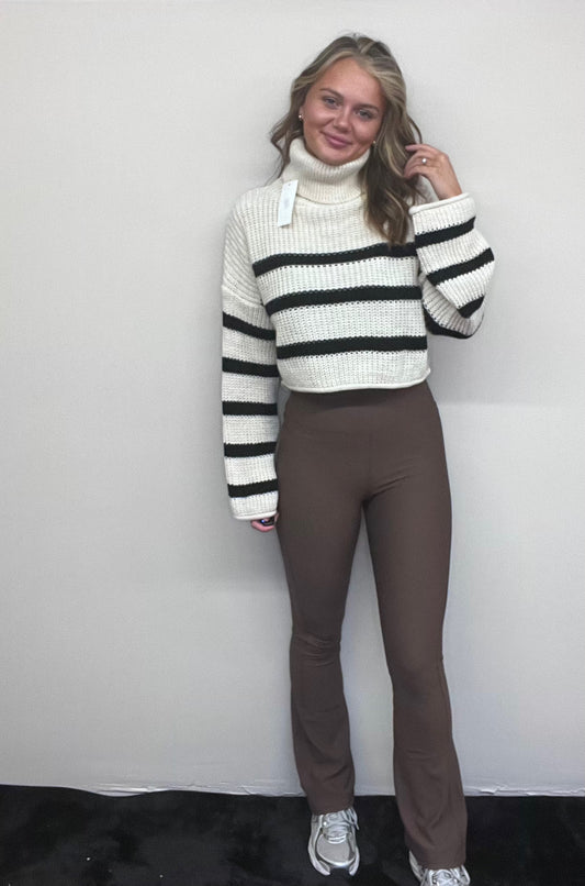 Ribbed energy flares