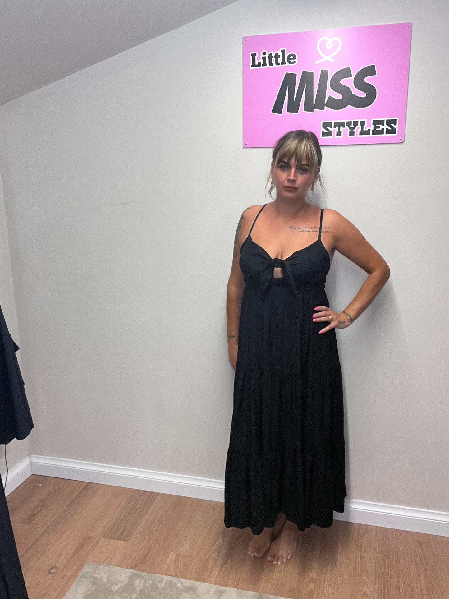 Bow knot dresses(various colours)