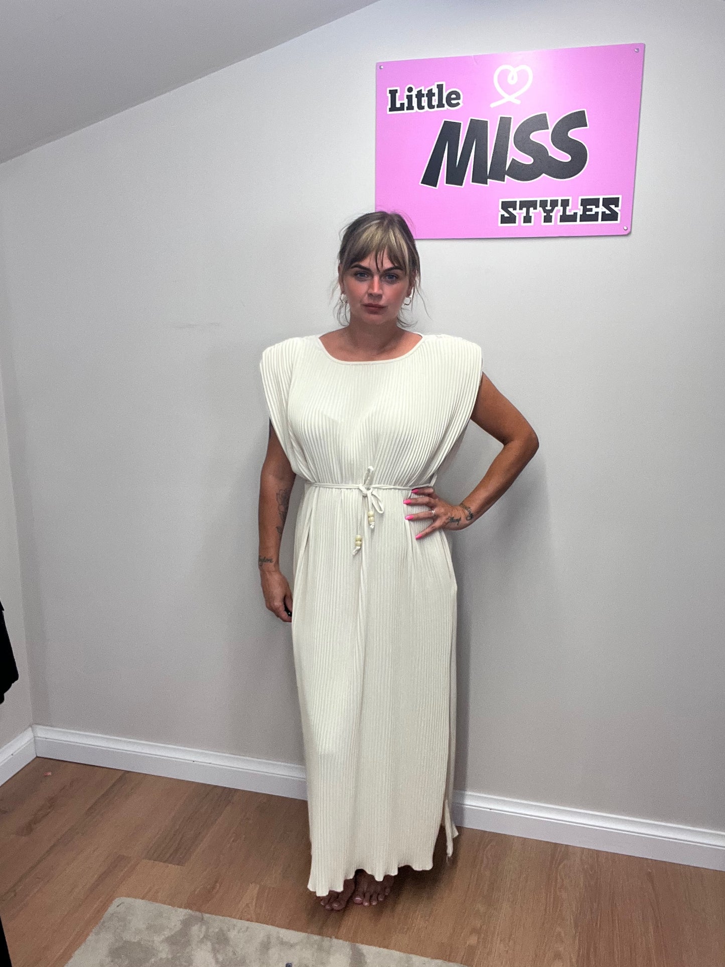 Pleated dresses(various colours)