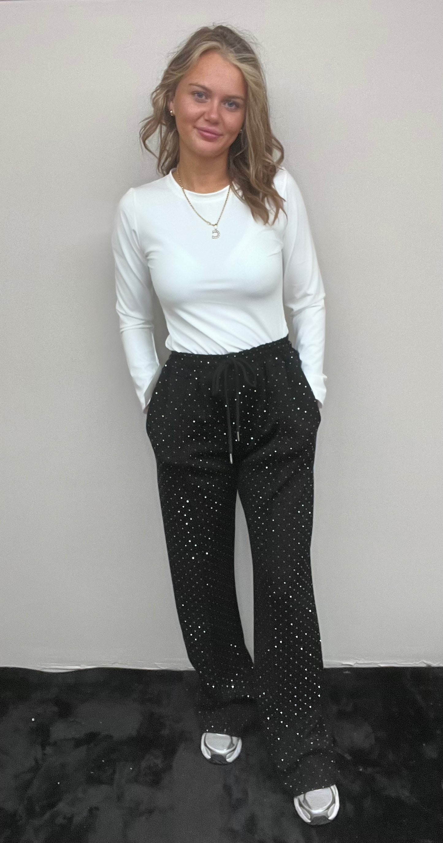 Sparkle wide leg jogger