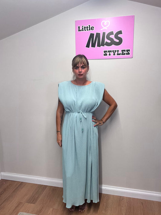 Pleated dresses(various colours)