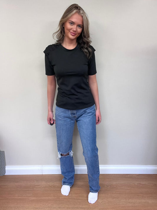 Scrunched shoulder basic tee