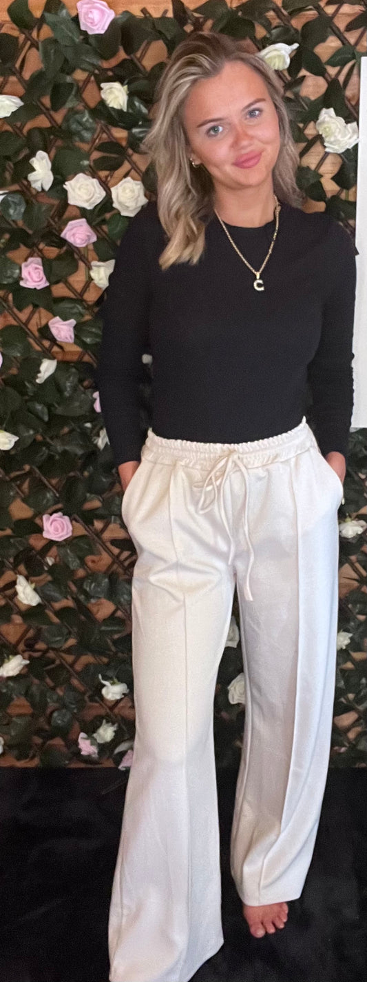 Wide leg joggers