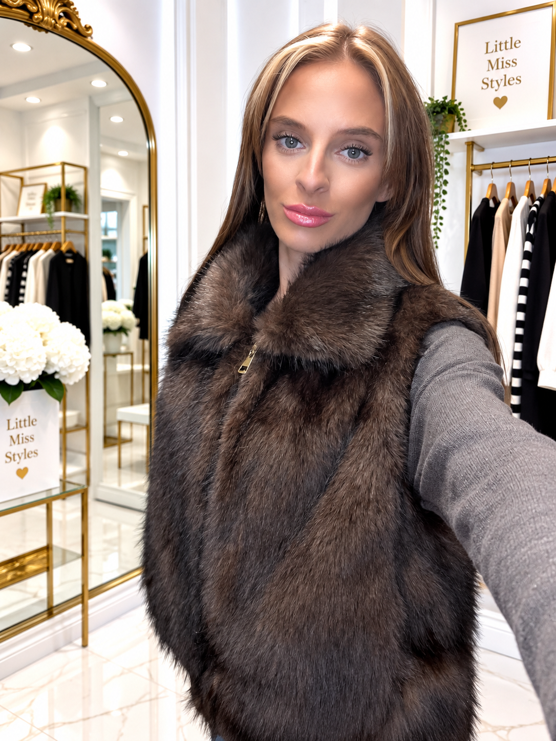 Fur gillet- chocolate