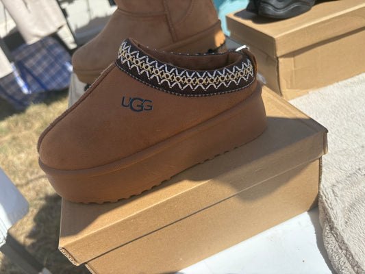 Children’s pumps
